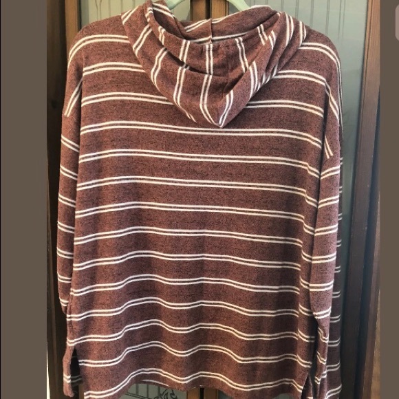 NWT, AE Plush Zipped Hooded Shirt, large - Picture 3 of 5